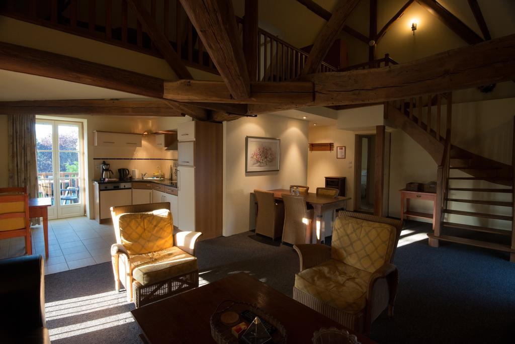 Charme Hotel La Dominotte Demigny Eksteriør bilde