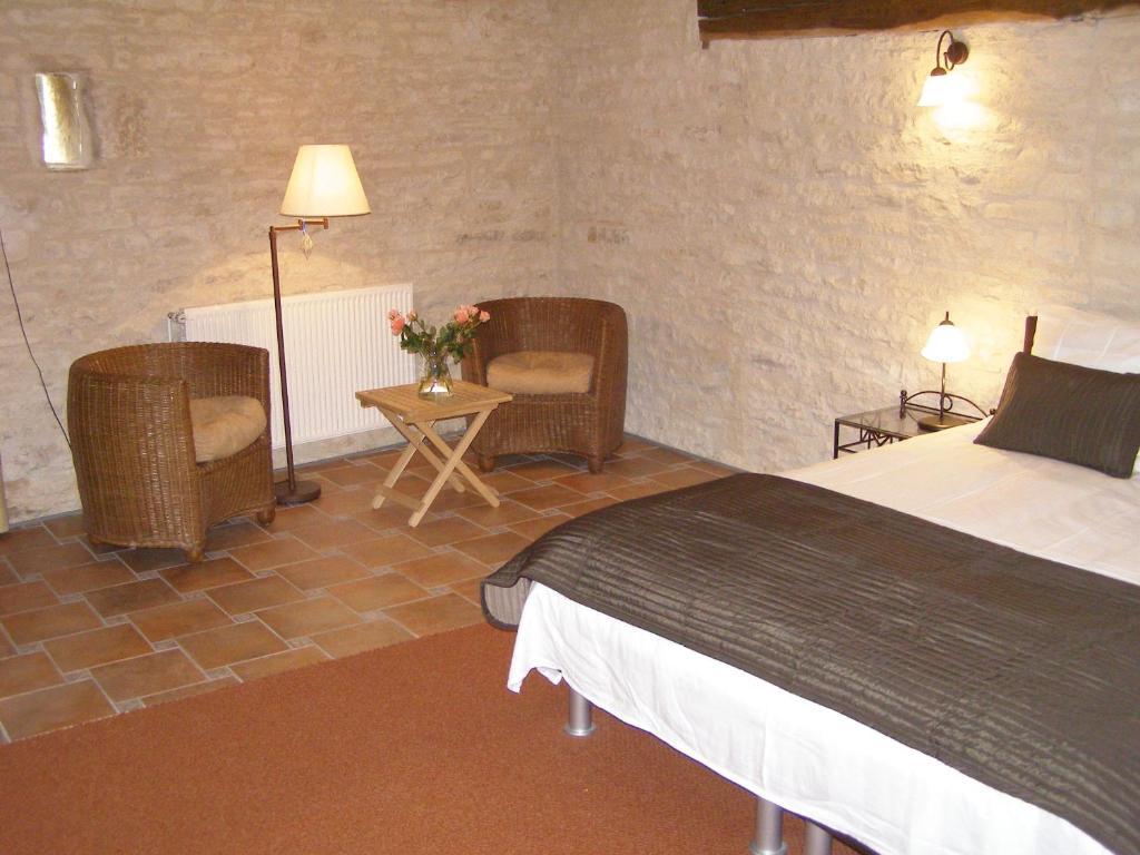 Charme Hotel La Dominotte Demigny Eksteriør bilde