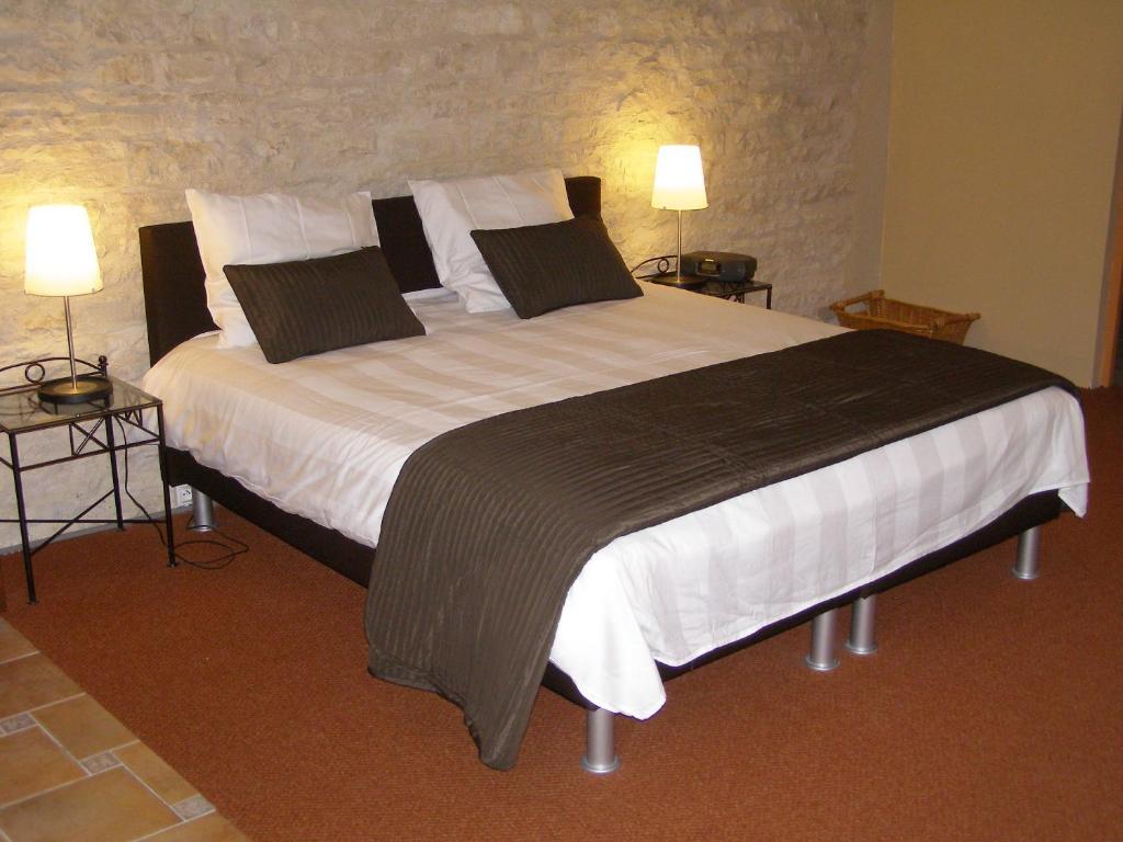 Charme Hotel La Dominotte Demigny Eksteriør bilde